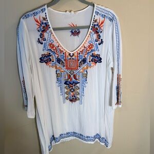Solitaire  Embroidered Tunic white blue size large